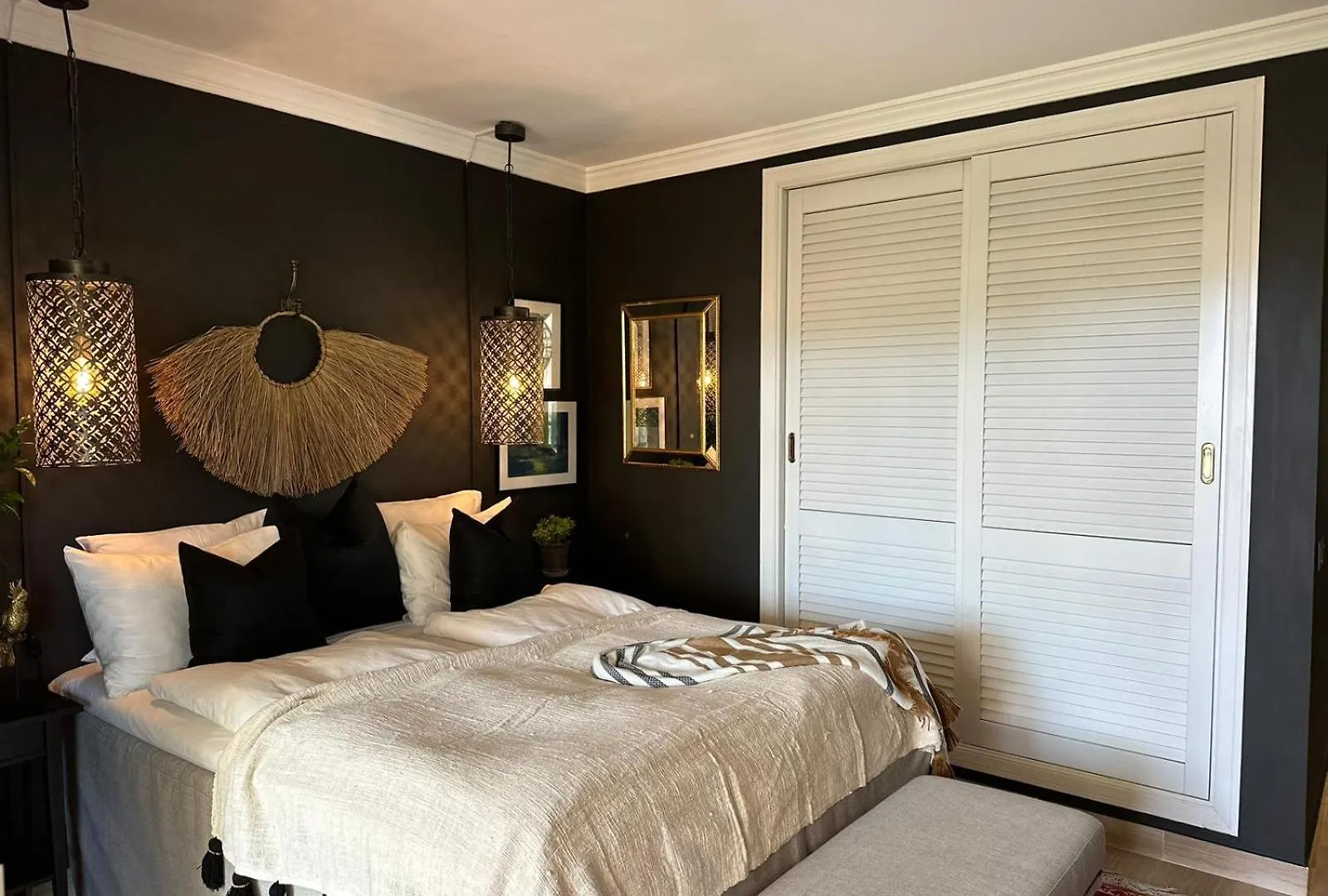 Luxury Apartment In Marbella-Elviria Spain
